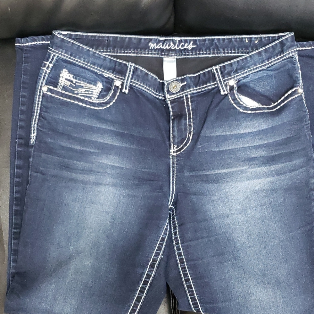 Maurices jeans